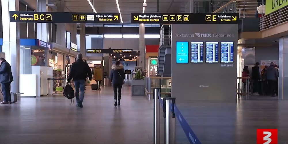 Rīgas lidostas izlidošanas tablo